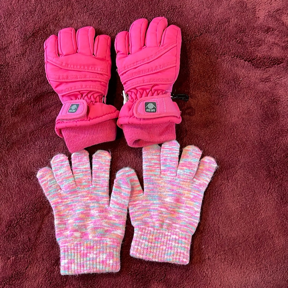 N’ICE CAPS super warm, cute gloves + light, fuzzy, colourful gloves